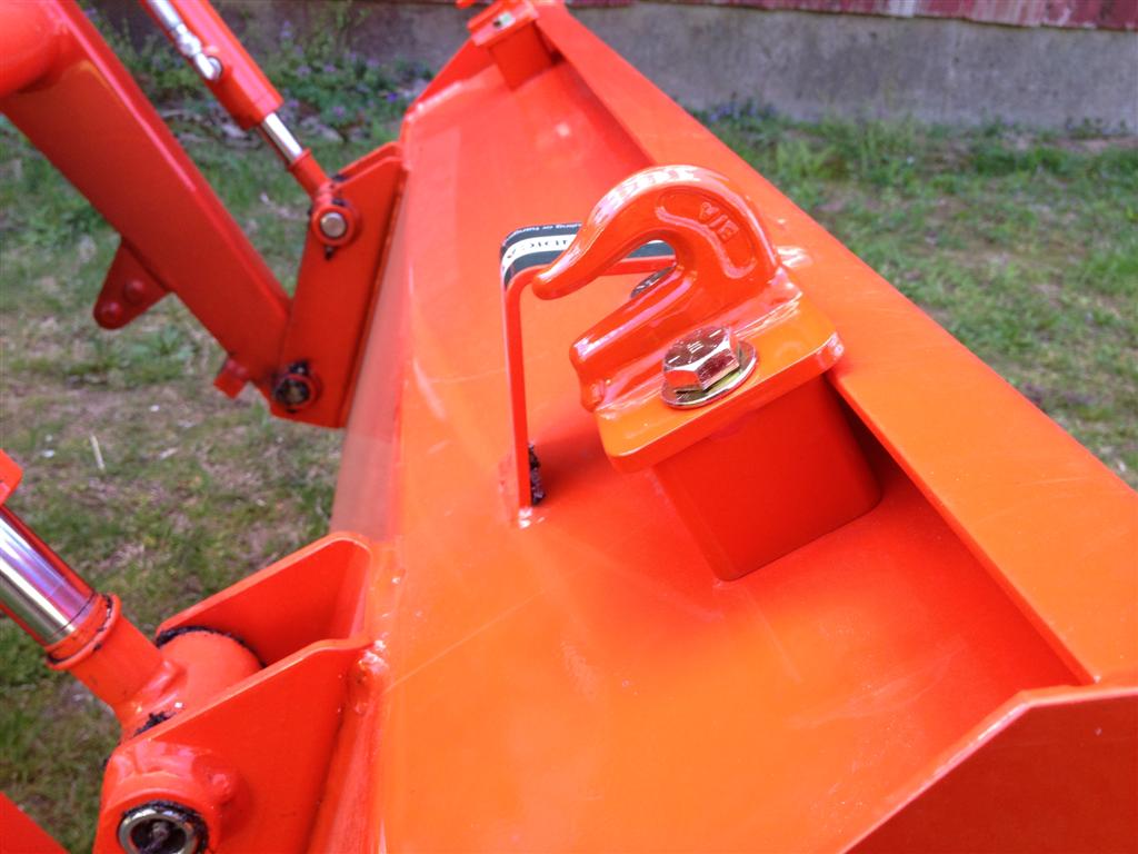 kubota-tractor-bucket-attachments-kubota-bx-ai2-products-kubota